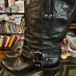 Frye Black Leather Women's Boots 9B